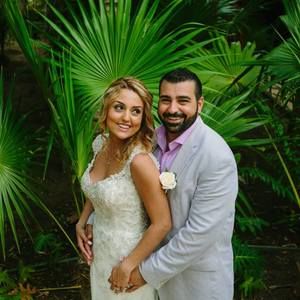 Meet your Posher, Leila